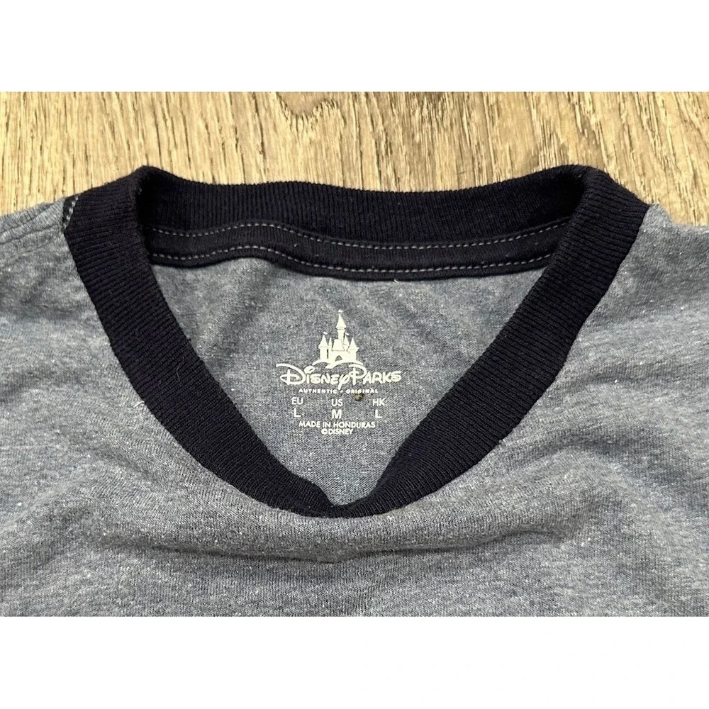 Disney Parks T Shirt Adult Medium‎ Gray Black Trim Original Mickey Mouse T-Shirt